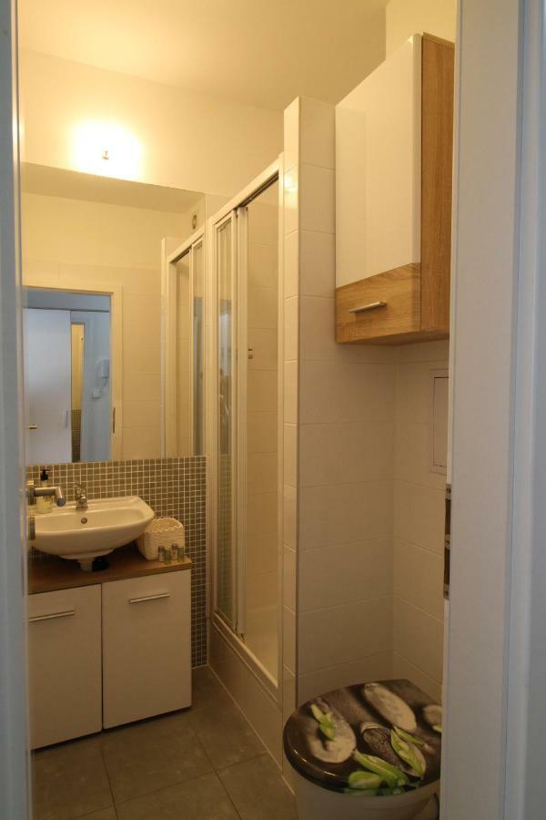 G Support Apartment Prag Dış mekan fotoğraf